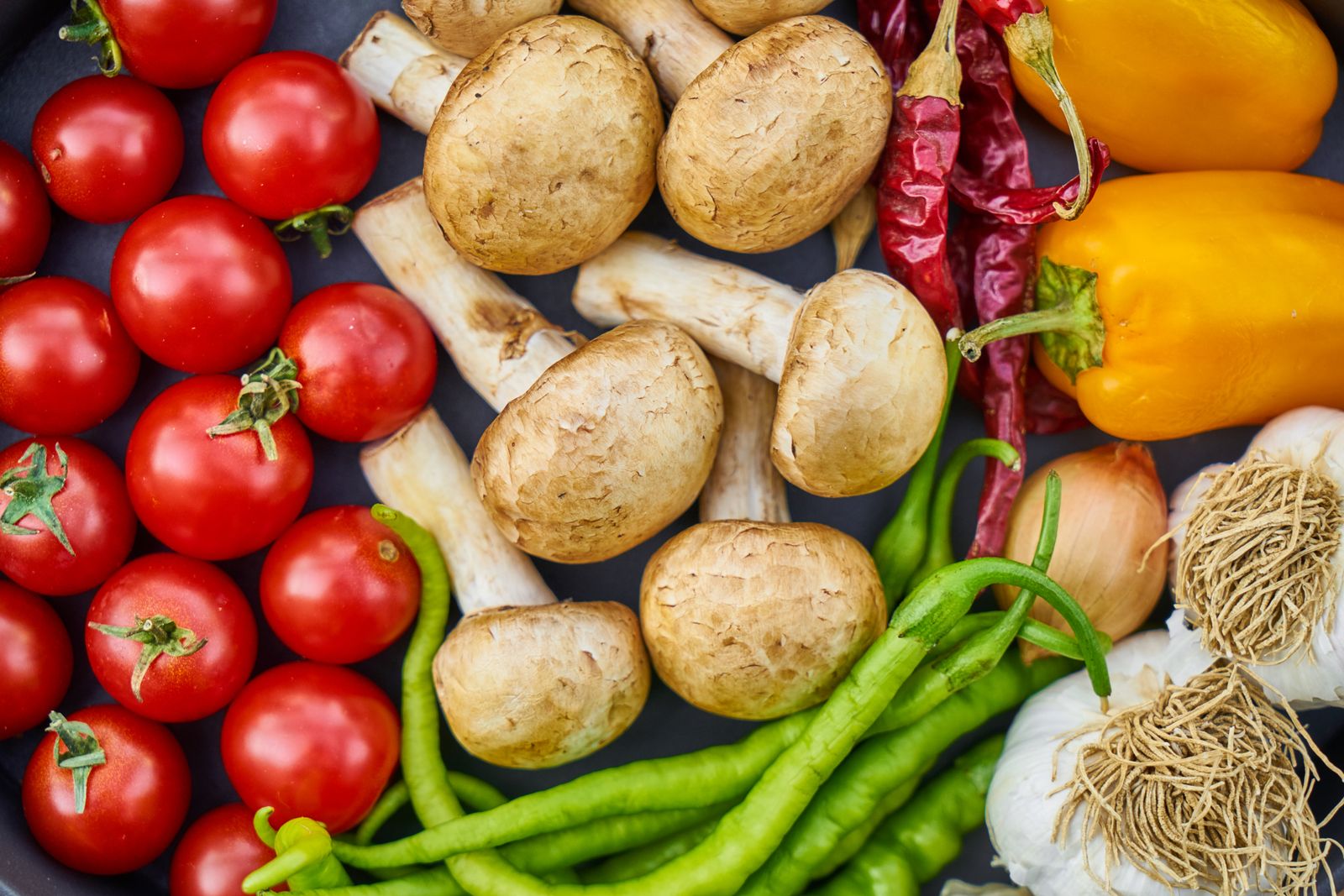Fresh tomatoes, potatoes, peppers and other vegetables